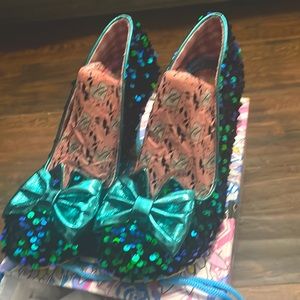 Brand green nicks irregular choice